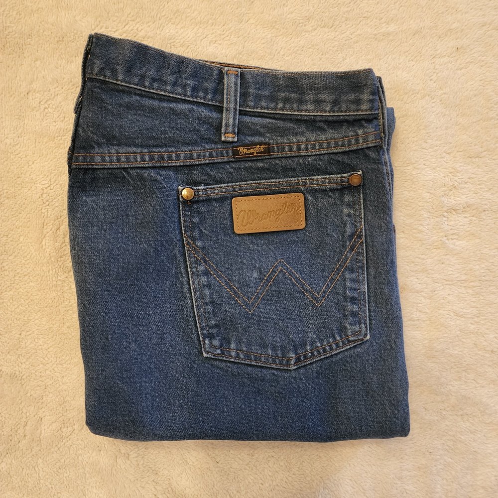 Men's MADE in the USA Prewashed Relaxed Fit WRANGLER Cowboy Cut Jeans Sz 42x32